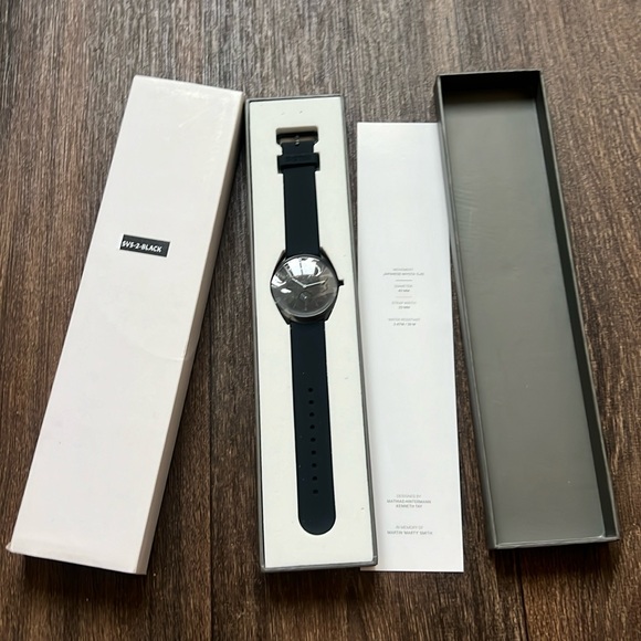 SVSTEM JAPANESE MOVEMENT WATCH